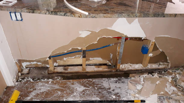Water damage restoration experts in KS
